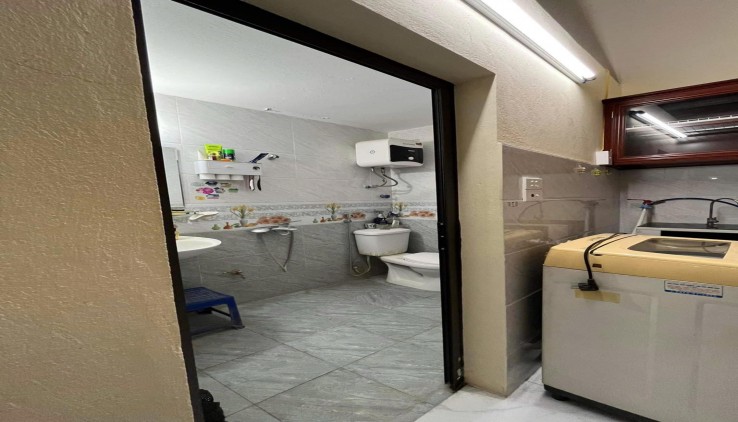 Cho thuê Ở NHÓM 4 NGƯỜI, HỘ GĐ nhà Nguyên căn ngõ Kim Hoa, 20m2 - 3 tầng - 2 ngủ - 8 triệu